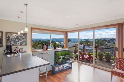Monaro Cottage - Timeshare Accommodation 5