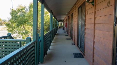 Deniliquin Country Club Motor Inn - Timeshare Accommodation 0
