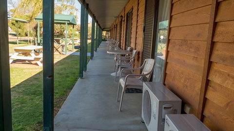 Deniliquin Country Club Motor Inn - Timeshare Accommodation 1