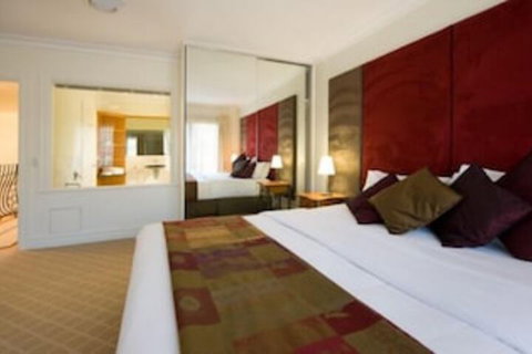 Lakeside Suites 1 - Timeshare Accommodation 3