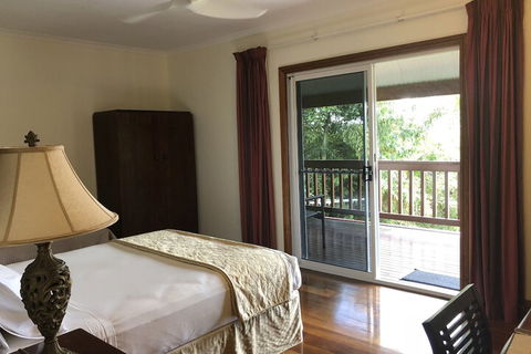 Daintree Manor Bed & Breakfast - Timeshare Accommodation 4