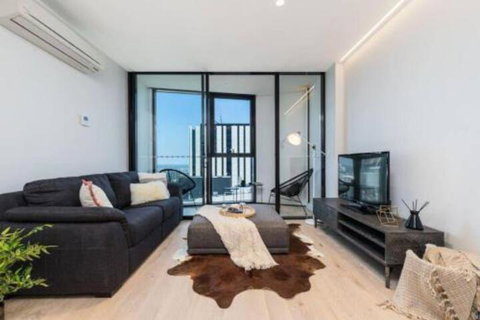 Luxe Bedroom Apt City View Retreat On Elizabeth Street CBD - Timeshare Accommodation 3