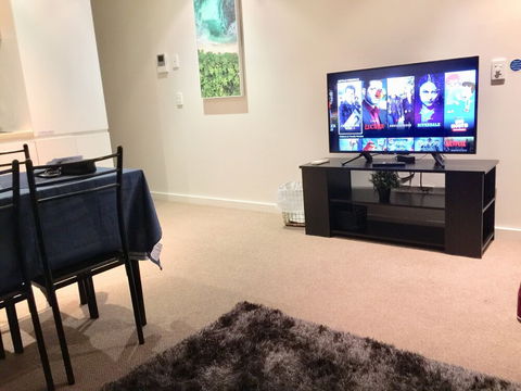 Balfours Convenient Stay In The Heart Of Adelaide - Timeshare Accommodation 0