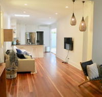 3 Bedroom Home Near Manly Beach - Timeshare Accommodation