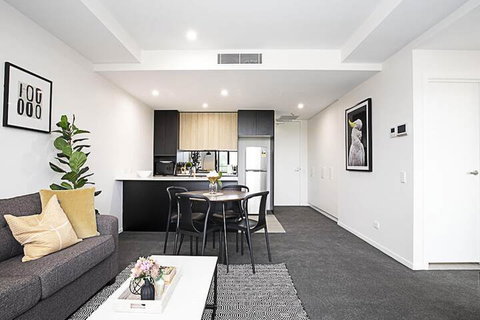 CANBERRA CHIC-Hosted By L'Abode - Timeshare Accommodation 6
