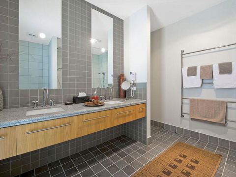 Louvres - Timeshare Accommodation 1