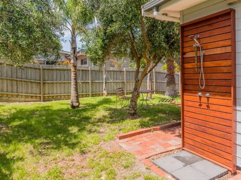 DRIFTAWAY ACROSS FROM SURF BEACH - Timeshare Accommodation 2