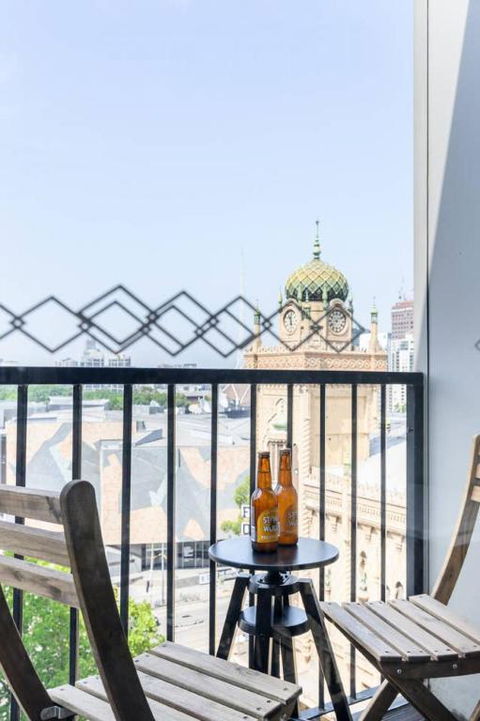 LUCY Stylish City Vibe & Views - Timeshare Accommodation 5