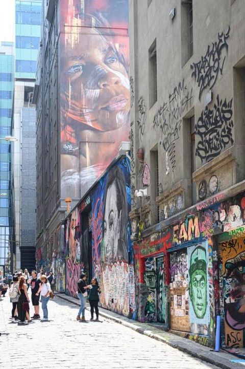 LUCY Stylish City Vibe & Views - Timeshare Accommodation 1