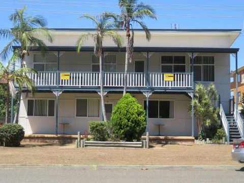 Cabenay 3 VIEWS ACROSS THE PARK - Timeshare Accommodation 0