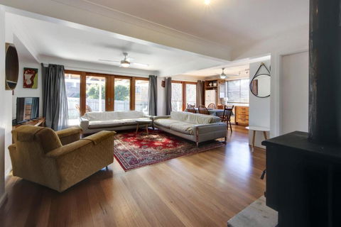 Hillsborough Cottage - Timeshare Accommodation 5