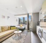 A Charming Studio with Stunning City Views - Timeshare Accommodation