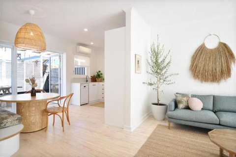 Pine At Arlos Refined Luxury In Glenelg - Timeshare Accommodation 1