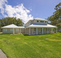 Echo Beach House 16 Reflections Dr Luxurious House with Magnificent Pool  Ducted Air - Timeshare Accommodation