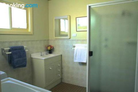 Schoolhouse Cottage American River - Timeshare Accommodation 5