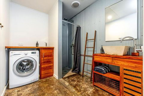 SUNSET BEACH SHACK On SURF - Timeshare Accommodation 1