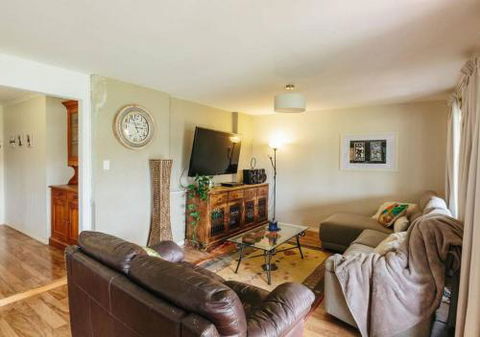 Comfortable Outdoor Entertaining Lake Walks - Timeshare Accommodation 4
