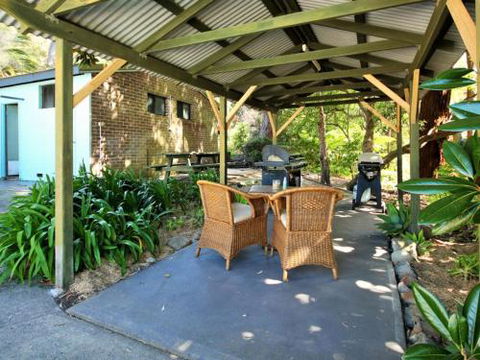Cottage 3 Hyams Beach Seaside Cottages - Timeshare Accommodation 6