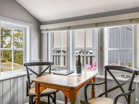 Cottage 2 Hyams Beach Seaside Cottages - Timeshare Accommodation 1