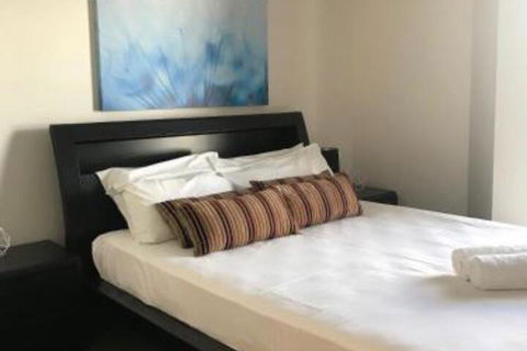 Townsville Strand Lighthouse Apartment 3 - Timeshare Accommodation 6