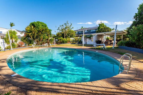 Treat Yourself To Something Special! - Timeshare Accommodation 2