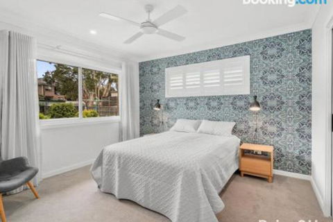 Modern Family Retreat 12 Minell Close - Timeshare Accommodation 5