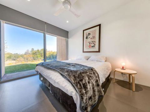 FAIRYTALE Gerroa 4pm Check Out Sundays - Timeshare Accommodation 3