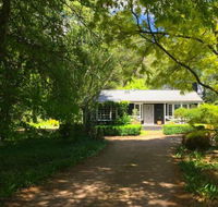 Mirriyindi Unique Berrima escape for 9 in the Southern Highlands 4pm check out Sundays - Timeshare Accommodation