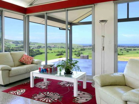 ROSE VALLEY Gerringong 4pm Check Out Sundays - Timeshare Accommodation 5