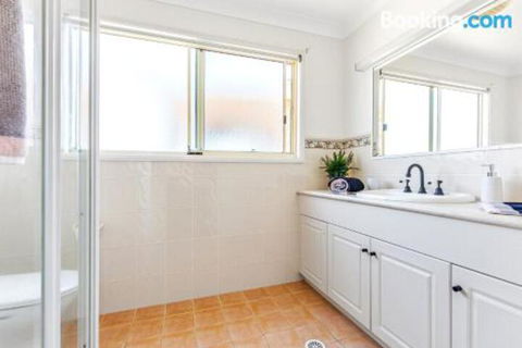 Matron Porter Drive 1 Narrawallee - Timeshare Accommodation 6
