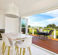 Arklow I Pet Friendly with Ocean Views - Timeshare Accommodation