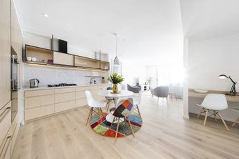 City With A Twist Of Lemon Rejuvenate Stays - Timeshare Accommodation 1