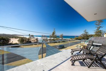 DOLPHIN VIEWS - Timeshare Accommodation 0