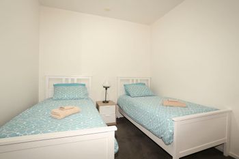 Three Bedrooms Unilodge In Paris End - Timeshare Accommodation 2