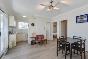 Renovated Apartment With Pool - Timeshare Accommodation 0