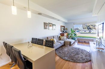 Serene Marinafront 3BR Retreat - Timeshare Accommodation 6