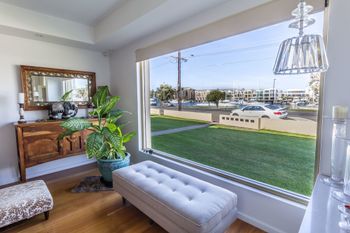 Serene Marinafront 3BR Retreat - Timeshare Accommodation 2