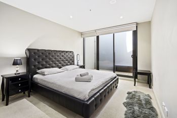 Roomerang At Istana 5 - Timeshare Accommodation 1