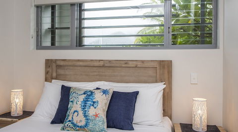 Magnetic Blue Waterfront Apartments - Timeshare Accommodation 3