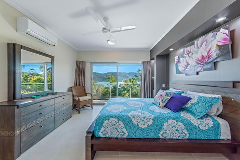 Panoramic Island Views - Timeshare Accommodation 4