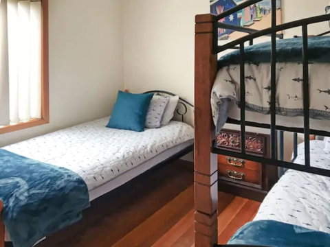 Home Near Shops & Beach - Timeshare Accommodation 0