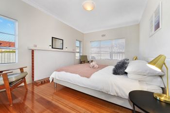 Spacious & Bright 4 Bedroom Home - Timeshare Accommodation 4