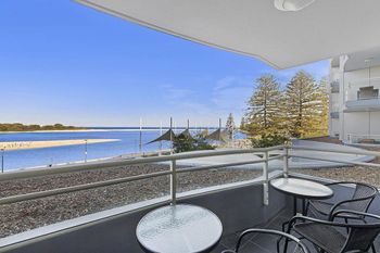 The Oak Room 106 - Timeshare Accommodation 0