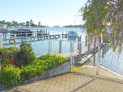 HAIS18G Riverside Delight - Timeshare Accommodation 2