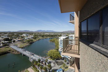 Holiday Inn Townsville - Timeshare Accommodation 3