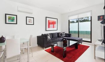 Smart Modern In St. Kilda - Timeshare Accommodation 1