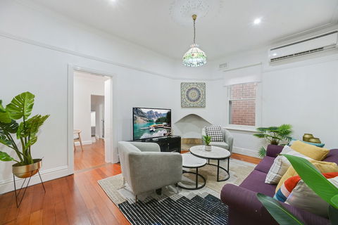 HomeHotel LuxuryHome 500m Crows Nest Shops - Timeshare Accommodation 4