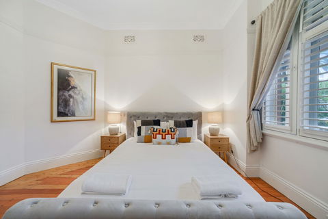 HomeHotel LuxuryHome 500m Crows Nest Shops - Timeshare Accommodation 6