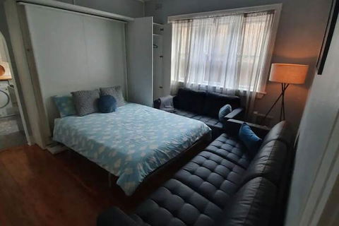 Incredible Location 2 Bedroom Bondi Beach Apartment - Timeshare Accommodation 6
