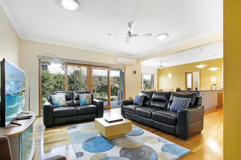 Apartments On Church - Unit 7 - Timeshare Accommodation 4